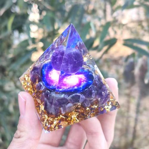 Synthetic Resin Pyramid Decoration, with Gemstone, Pyramidal [