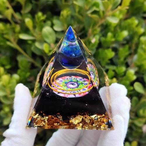 Synthetic Resin Pyramid Decoration, with Gemstone, Pyramidal [