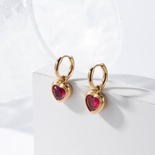 Boucles d'oreilles en acier titane, coeur, Placage ionique sous vide, bijoux de mode & pavé de micro zircon & pour femme, plus de couleurs à choisir Vendu par paire