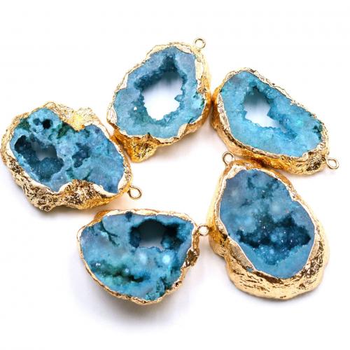 Agate Pendants de Quartz , agate quartz de glace, avec laiton, Placage de couleur d'or, bijoux de mode & le style Druzy & DIY & creux, bleu, Length about 30-50mm,Hight about 40-60mm, Vendu par PC