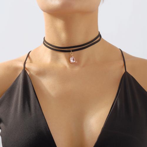 Ожерелье Мода Choker, цинковый сплав, с стеклянная дрель & Бархат, Каплевидная форма, плакирован золотом, ювелирные изделия моды & Женский, Много цветов для выбора, продается PC