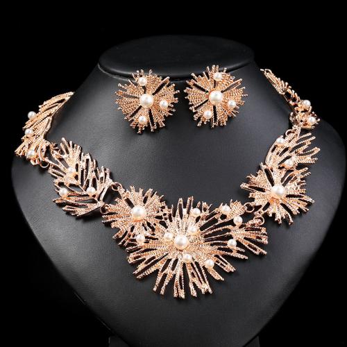 ensembles de bijoux de mode en alliage zinc, alliage de zinc, boucle d'oreille & collier, avec Plastique ABS perle, flocon de neige, Placage, 2 pièces, doré, Vendu par fixé