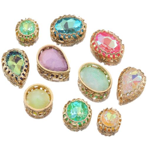 Rhinestone Brass Beads, metal, Barroco, Bricolaje & diverso tamaño para la opción & diferentes estilos para la opción & con diamantes de imitación, aproximado 10PCs/Bolsa, Vendido por Bolsa