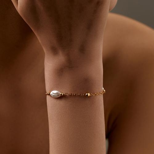 Brass Bracelets, with Plastic Pearl, with 6cm extender chain, plated, fashion jewelry, golden 