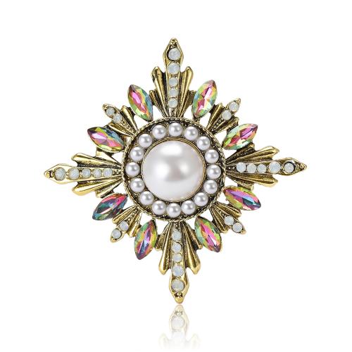 Rhinestone Zinc Alloy Brooch, with Plastic Pearl, plated, fashion jewelry & for woman & with rhinestone 