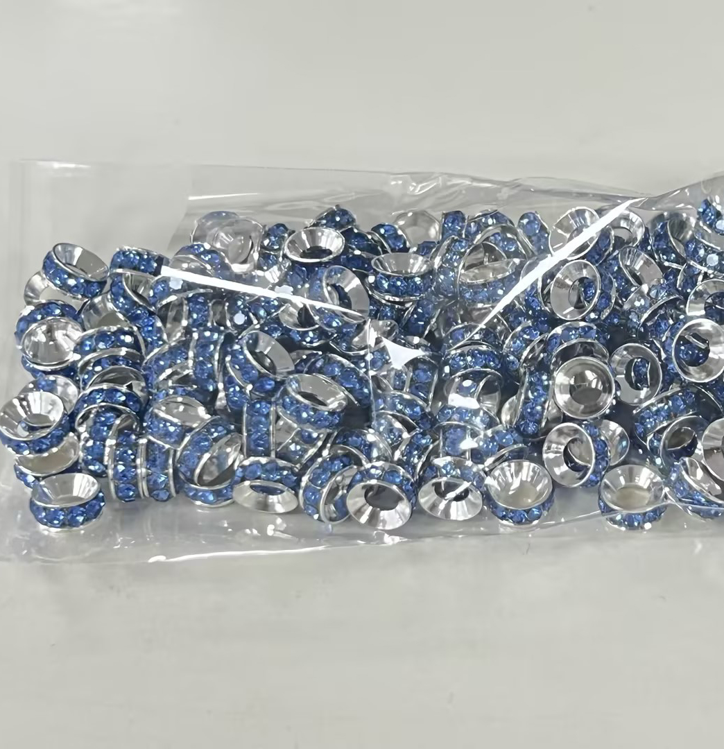 Rondelle Strass Spacer, Messing, plattiert, mit Strass, keine, 7x3mm, Bohrung:ca. 4mm, 500PCs/Tasche, verkauft von Tasche