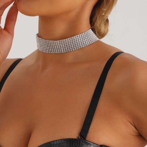 Mode Collier Choker, alliage de zinc, Placage de couleur argentée, pour femme, Vendu par PC