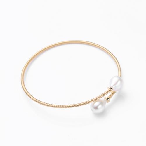 bracelet en laiton de perle d'eau douce cultivée, avec perle d'eau douce cultivée, bijoux de mode & pour femme, doré Environ 17 cm, Vendu par PC