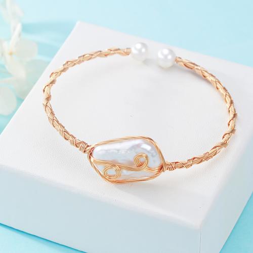 Cultured Freshwater Pearl Brass Bracelet, with Freshwater Pearl, fashion jewelry & for woman, golden Approx 17 cm 