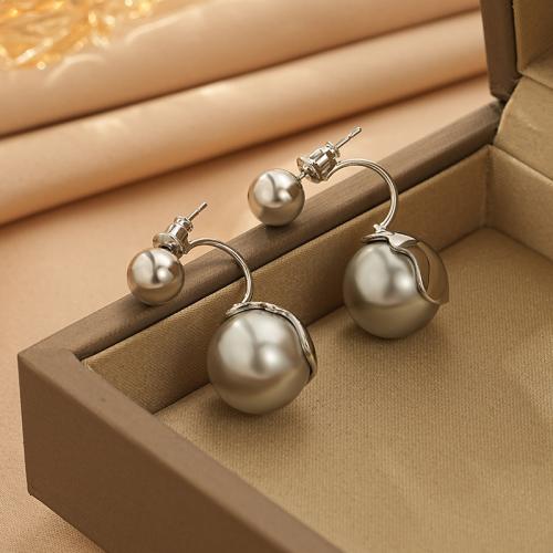 Plastic Stud Earring, Brass, with Plastic Pearl, fashion jewelry & for woman, silver color 