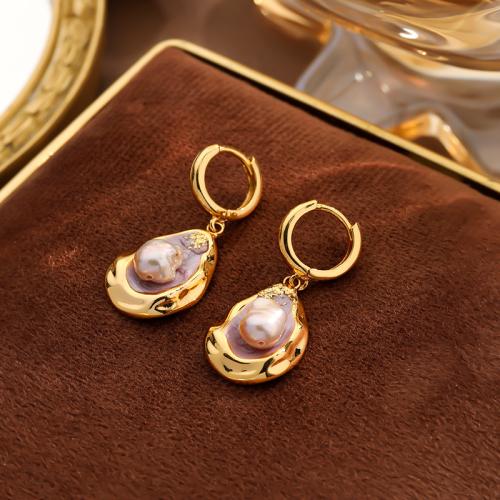 Boucles d'oreilles d'eau douce de Perle , laiton, avec perle d'eau douce cultivée, Placage de couleur d'or, pour femme & émail Vendu par paire