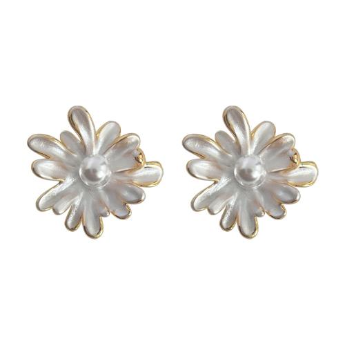 Plastic Stud Earring, Brass, with Plastic Pearl, Flower, fashion jewelry & for woman & enamel, white 