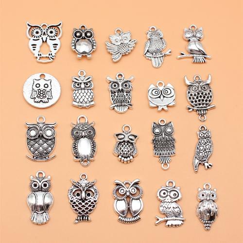 Pendentifs animaux en alliage de zinc, hibou, Plaqué de couleur d'argent, DIY é, Vendu par fixé