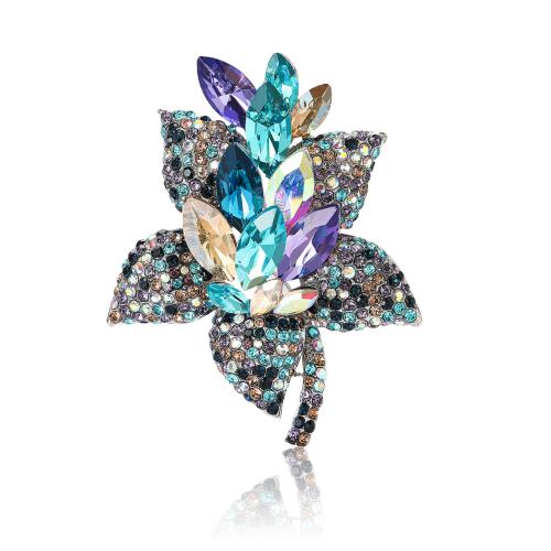 Broche de diamantes de imitación de la aleación de Zinc, Flor, chapado, para mujer & con diamantes de imitación, más colores para la opción, 49x63mm, Vendido por UD