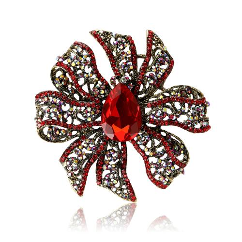 Rhinestone Zinc Alloy Brooch, Flower, plated, for woman & with rhinestone 