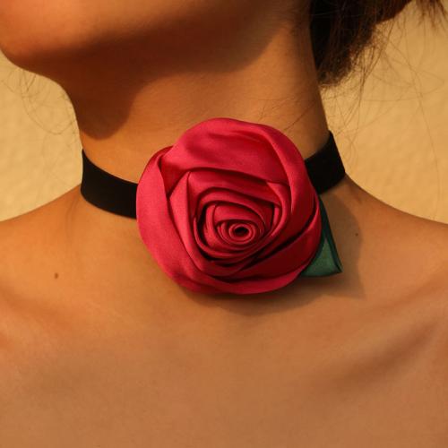 Mode Collier Choker, Velveteen, avec tissu & Acier inoxydable 304, fleur, bijoux de mode, plus de couleurs à choisir, Vendu par PC