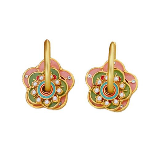 Brass Huggie Hoop Drop Earring, with Plastic Pearl, Flower, gold color plated, for woman & enamel 