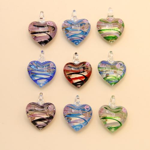 Pendentifs artisanaux au style murano, chalumeau, coeur, DIY, plus de couleurs à choisir Vendu par sac[