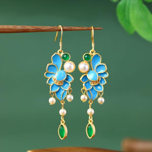 aleación de zinc Pendientes con Colgantes, con Jade artificial & Perlas plásticas, Flor, chapado en color dorado, Vintage & para mujer & esmalte, 17x65mm, Vendido por Par