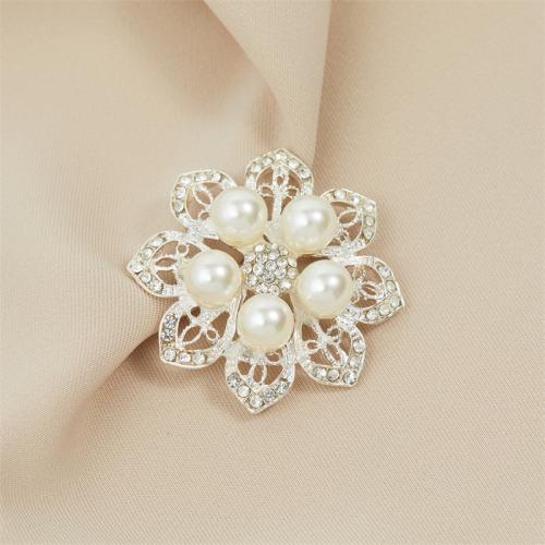 Zinc Alloy Jewelry Brooch, with Plastic Pearl, Flower, plated, fashion jewelry & with rhinestone 