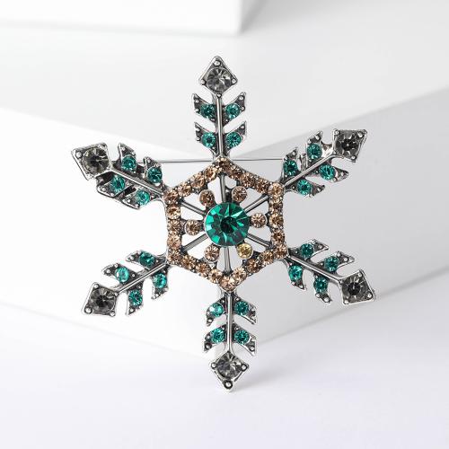 Broche de bijoux de Noël, alliage de zinc, flocon de neige, Placage de couleur argentée, Conception de Noël & pour femme & avec strass, plus de couleurs à choisir Vendu par PC