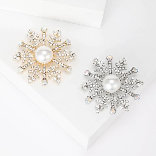 Broche de bijoux de Noël, alliage de zinc, avec perle de plastique, flocon de neige, Placage, Conception de Noël & pour femme & avec strass, plus de couleurs à choisir Vendu par PC