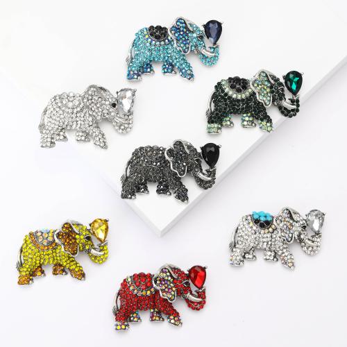 Rhinestone Zinc Alloy Brooch, Elephant, silver color plated, Unisex & with rhinestone 