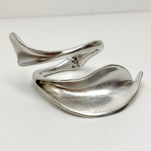 Zinc Alloy Cuff Bangle, Leaf, plated, fashion jewelry & for woman Inner about . 