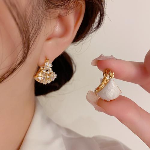 Cubic Zirconia Micro Pave Brass Earring, with Shell, real gold plated, micro pave cubic zirconia & for woman & enamel, gold 