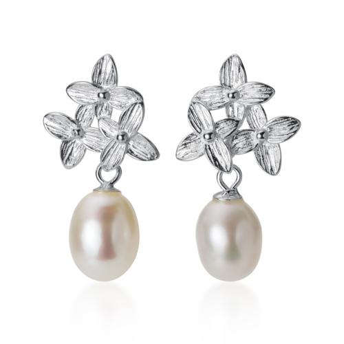 925 Sterling Silver Drop Earring, with Freshwater Pearl, Four Leaf Clover, Korean style & for woman, silver color 