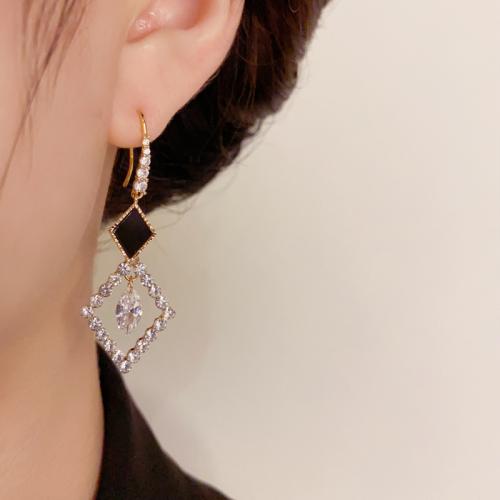 Cubic Zirconia Micro Pave Brass Earring, with Shell & Acrylic, real gold plated, micro pave cubic zirconia & for woman 