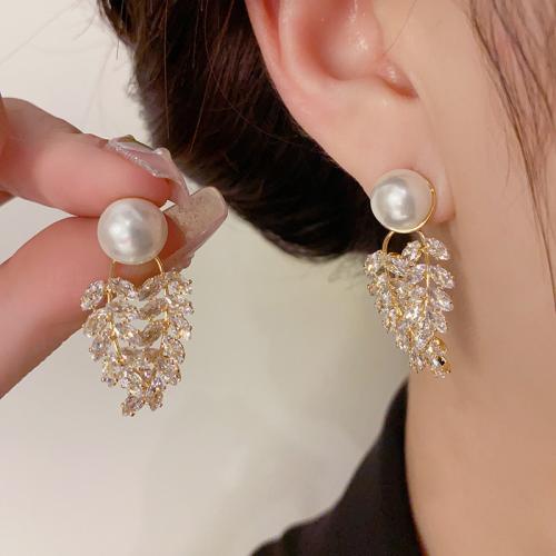 Cubic Zirconia Micro Pave Brass Earring, with Plastic Pearl, real gold plated, micro pave cubic zirconia & for woman, gold 