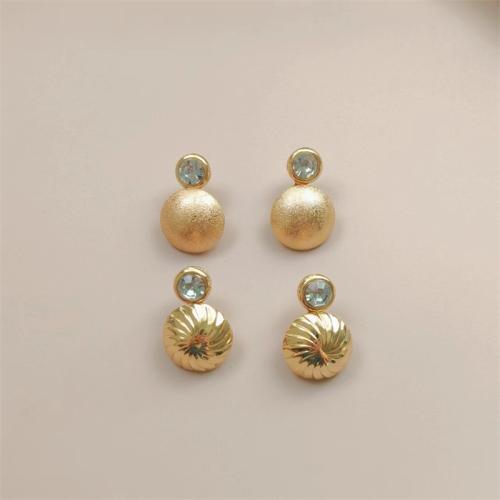 clou d'oreille en fer, Placage, styles différents pour le choix & pavé de micro zircon & pour femme, doré Vendu par paire[