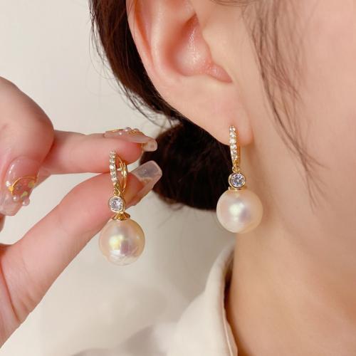 Cubic Zirconia Micro Pave Brass Earring, with Mabe Pearl, real gold plated, micro pave cubic zirconia & for woman, gold 