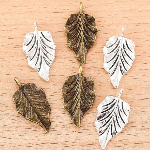 Pendentifs feuilles en alliage de zinc , Placage, DIY, plus de couleurs à choisir Vendu par sac