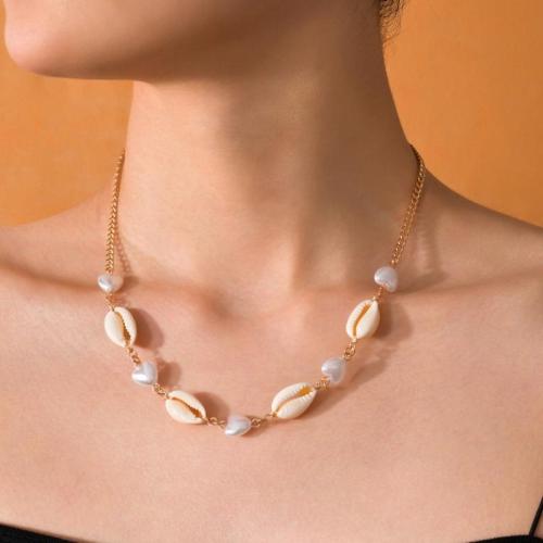 Shell Zinc Alloy Necklace, with Shell & Plastic Pearl, with 7cm extender chain, gold color plated, fashion jewelry, golden cm 