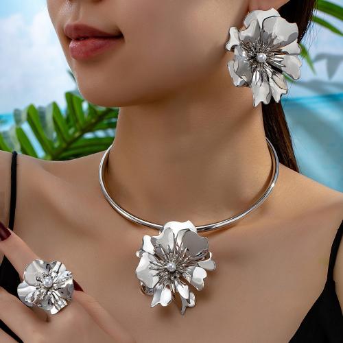 Fashion Zinc Alloy Jewelry Sets, Stud Earring & finger ring & necklace, with Plastic Pearl, petals, plated, for woman, silver color 