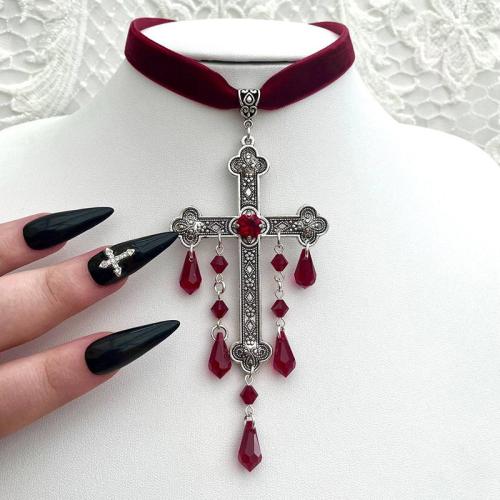 Collier en alliage de Zinc au Crystal, avec Velour & cristal, Placage, style gothique & pour femme, rouge, Vendu par PC[