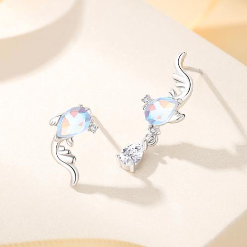 Argent sterling 925 Boucles d'oreilles asymétriques, avec verre, poisson, Plaqué de platine, pavé de micro zircon & pour femme, short earring size long earring size Vendu par paire