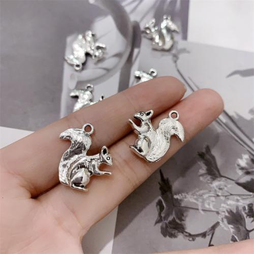 Pendentifs animaux en alliage de zinc, écureuil, Plaqué de couleur d'argent, DIY Vendu par sac