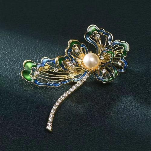 Rhinestone Zinc Alloy Brooch, with Plastic Pearl, for woman & with rhinestone, golden 