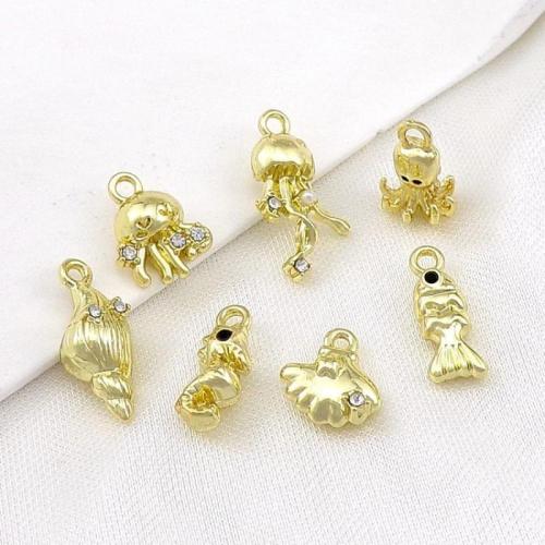 Zinc Alloy Rhinestone Pendants, gold color plated, DIY & with rhinestone Approx 