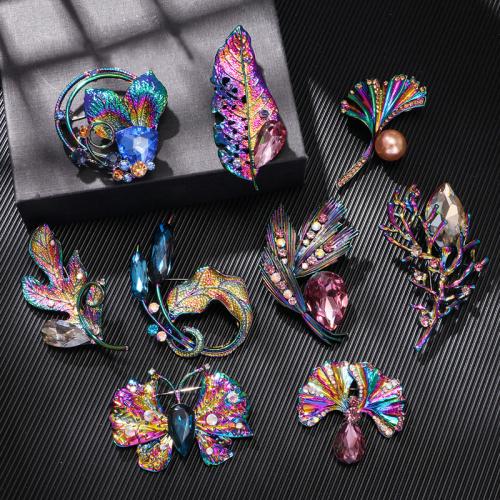 Rhinestone Zinc Alloy Brooch & for woman & with rhinestone 