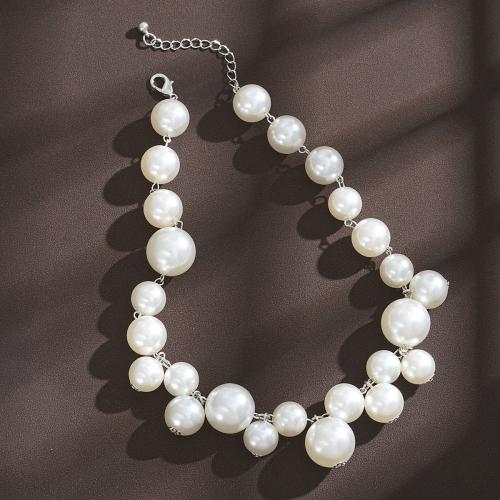 Collier de perles en plastique, alliage de zinc, avec perle de plastique, avec 6cm chaînes de rallonge, Placage, bijoux de mode & pour femme, blanc cm, Vendu par PC