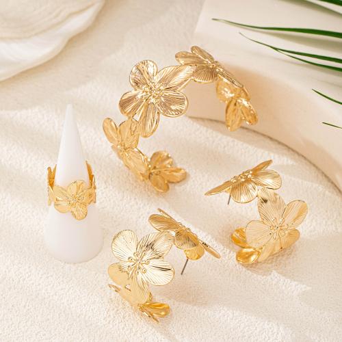 Fashion Zinc Alloy Jewelry Sets, Stud Earring & cuff bangle & finger ring, petals, plated, for woman, gold 