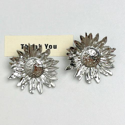 Zinc Alloy Stud Earring, Sunflower, plated, fashion jewelry & for woman 48mm 