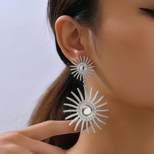 Iron Drop Earring, Sun, plated, for woman [