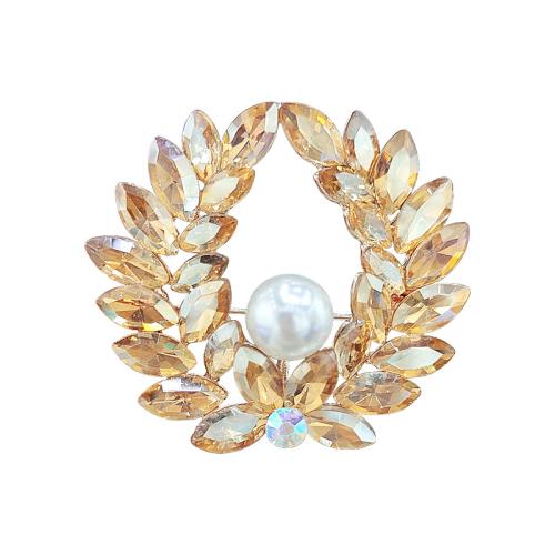 Rhinestone Zinc Alloy Brooch, with Plastic Pearl, for woman & with rhinestone 