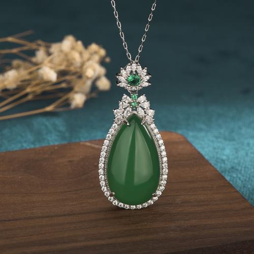 Collier en laiton cubique Zircon Micro Pave, avec Jade artificiel, bijoux de mode & pavé de micro zircon & pour femme Environ 45 cm, Vendu par PC