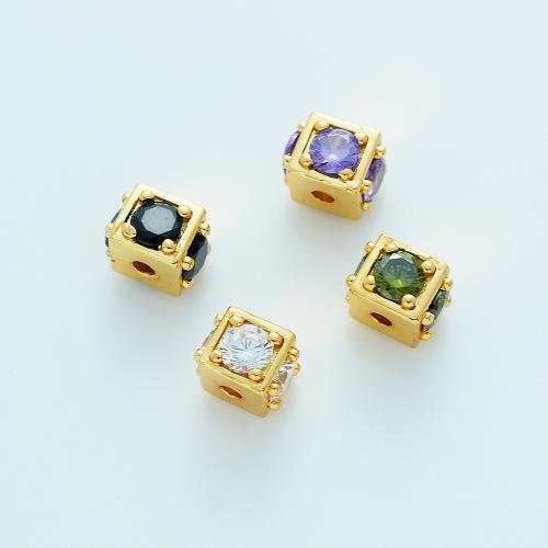 Kubischer Zirkonia Messing Perlen, Quadrat, 18K vergoldet, DIY & Micro pave Zirkonia, keine, 8x8x6mm, Bohrung:ca. 2mm, 2PCs/Tasche, verkauft von Tasche